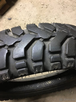 Mitas E07 Dakar 90/90 R21 a 140/80 R18 - 2