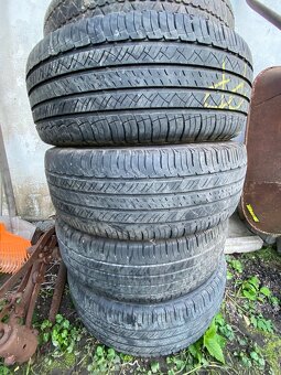 Michelin 215/65 r16 - 2