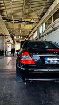 Mercedes w211 e500 - 2