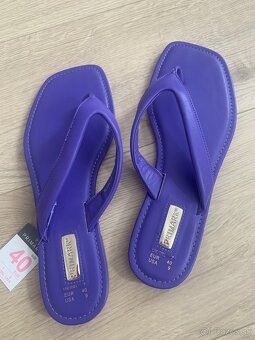 FIALOVÉ ŽABKY NOVÉ, TRENDY, ŠTÝLOVÉ - 2