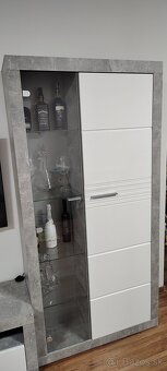 Vitrína + stolík pod TV - 2