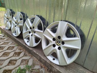 Predám puklice org.Volkswagen - 2
