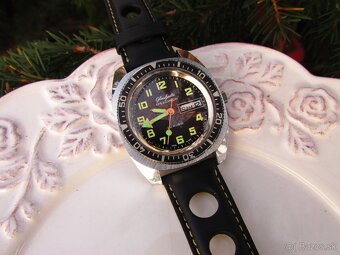 Staré pánske funkčné automat hodinky Glashutte - 2