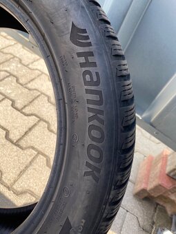 Pneumatiky zimné 215/55 R18 - 2