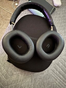 Bowers&Wilkins PX-8 - 2