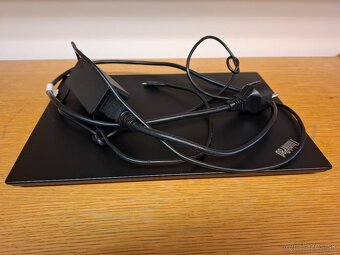 Predám notebook lenovo thinkpad x280 Procesor i5-8350U 8GB p - 2