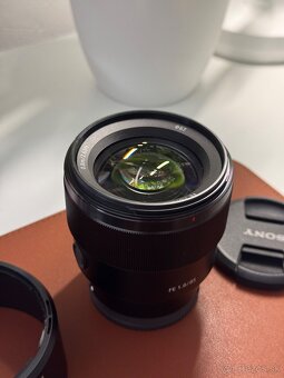 Sony 85 f1.8 - 2