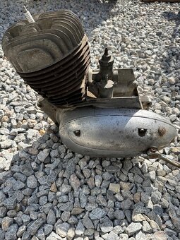 Motor na Jawa 250 / 559 - 2