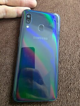 Samsung A 40 - 2