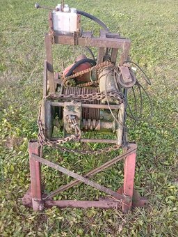 Naviják za traktor V3S - 2