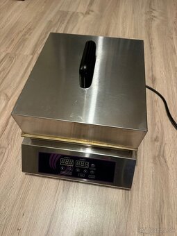 Predám profi stroj na soufflé palacinky / dorayaki - 2