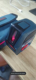 Predám 2x akú skrutkovač Bosch profi a laser - 2