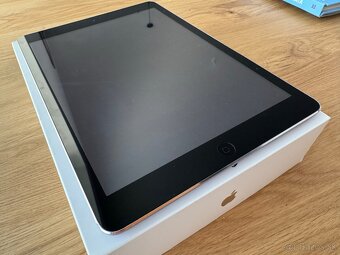 iPad Air Wi-Fi/Cell 64 GB – plne funkčný, zachovalý displej - 2