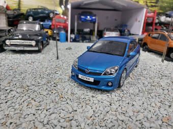 model auta Opel Astra H OPC 2006 Otto mobile 1:18 - 2