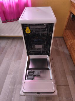 Umývačka riadu BEKO - 2