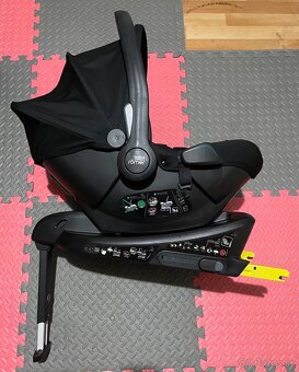 Autosedačka Britax - 2