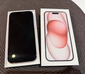 iPhone 15 128gb ružový - 2
