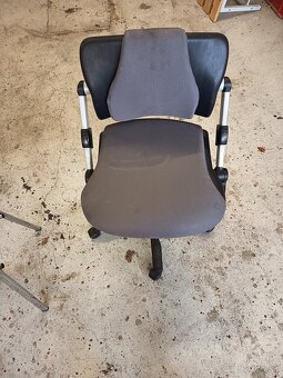 Kancelárska stolicka - 2