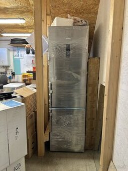 Chladnicka SIEMENS KG39NAICT - 2