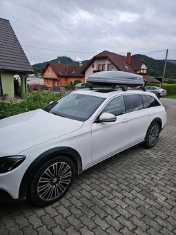 Strešný box THULE Pacific 600 - 2