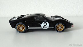 1:24 Postavený model Meng Ford GT Le Mans 1966 - 2