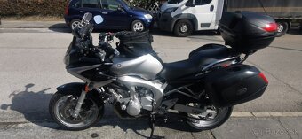 Yamaha Fazer 600 FZ6 - 2