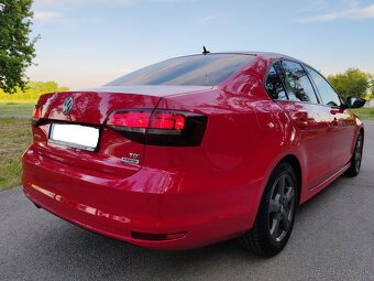 Volkswagen Jetta 2.0 TDI CR Facelift - 2