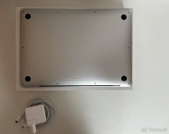 Apple MacBook Air 13" 2019 - 2