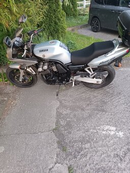 Yamaha Fazer 600 - 2
