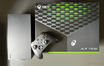 Predám Xbox Series X – 1TB SSD + 1 ovládač - 2
