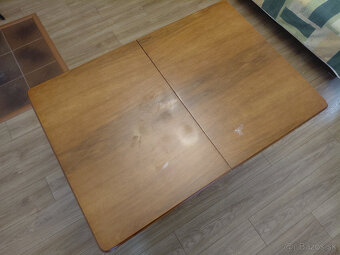 RETRO JEDÁLENSKÝ STÔL - 2