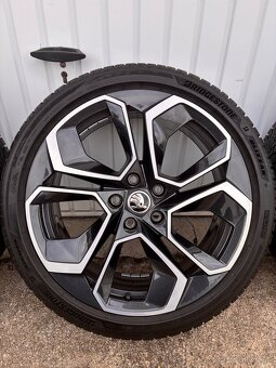 Octavia Altair 19” Octavia 4 RS + Bridgestone Blizzak 6 - 2