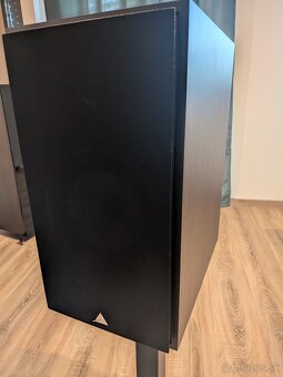 Triangle Borea Br03 - 2