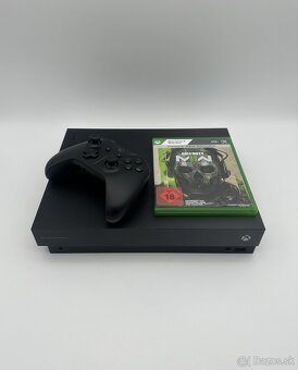 Xbox One X 1TB HDD Project Scorpio Edition + Hra + ZÁRUKA - 2