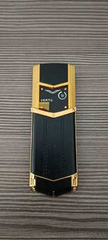 Luxusný kovový tlacitkovy mobil úplne nový - 2