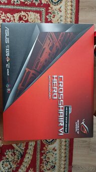 ASUS ROG CROSSHAIR VI HERO - 2