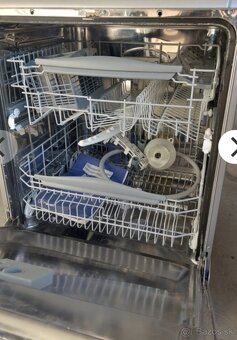 Umývačka riadu indesit - 2