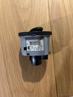 Octavia 2 prepinac svetiel - 2