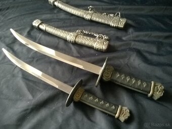 staré šabličky -meče - 2