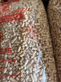 smrekové pelety trieda A1 - 2