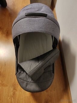 3 kombinácia kočík - 2