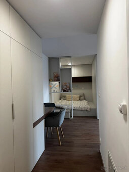 Moderný, kompletne zariadený byt v centre - 2