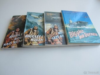 Knihy o vojnovom pilotovi  Biggles . - 2