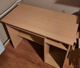 Pisaci stol - 2
