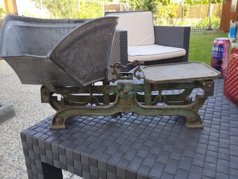 Starožitna váha - 2