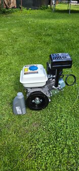 Mf 70 motor. 4 takt. Jicin - 2