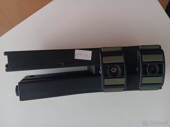 Dvojoty elektricky zasobnik pre M4 - 2