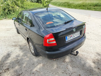 Škoda Octavia 1,9 TDI Sedan - 2