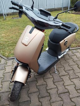 elektro skúter Vmoto CUX - 2