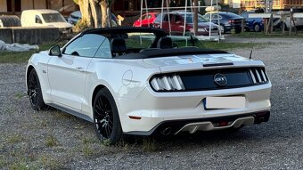 Ford Mustang GT cabrio - 2